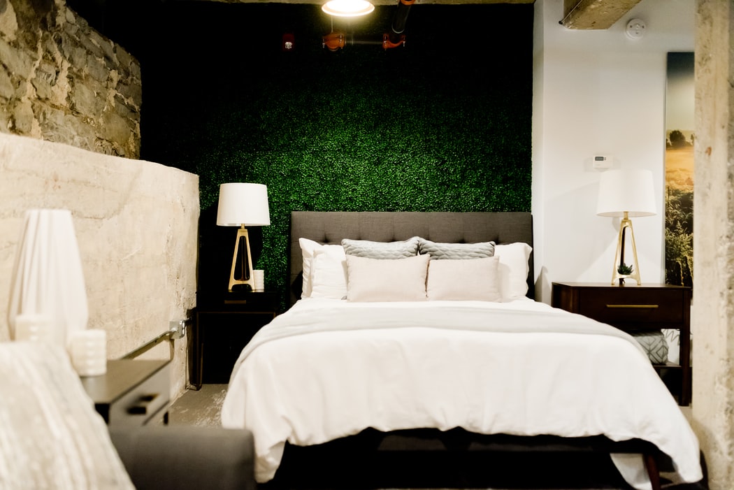 King panel bed